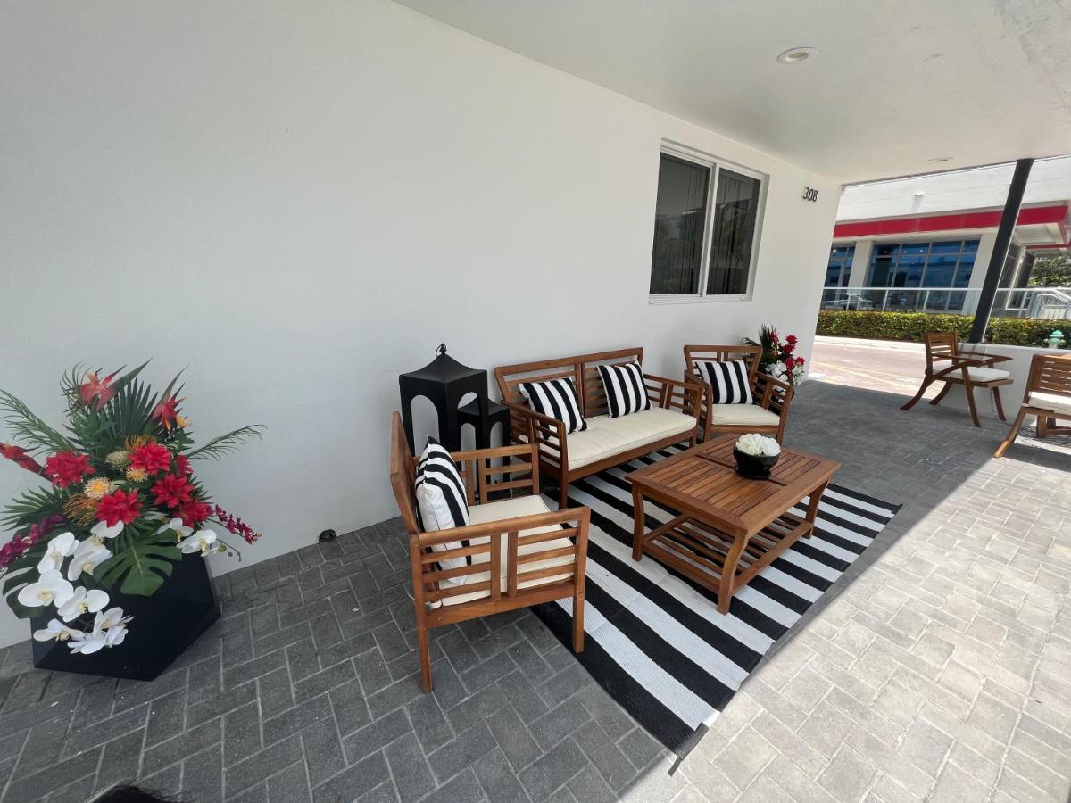 The Pearl Beachside Apartments On Hollywood Beach Bagian luar foto